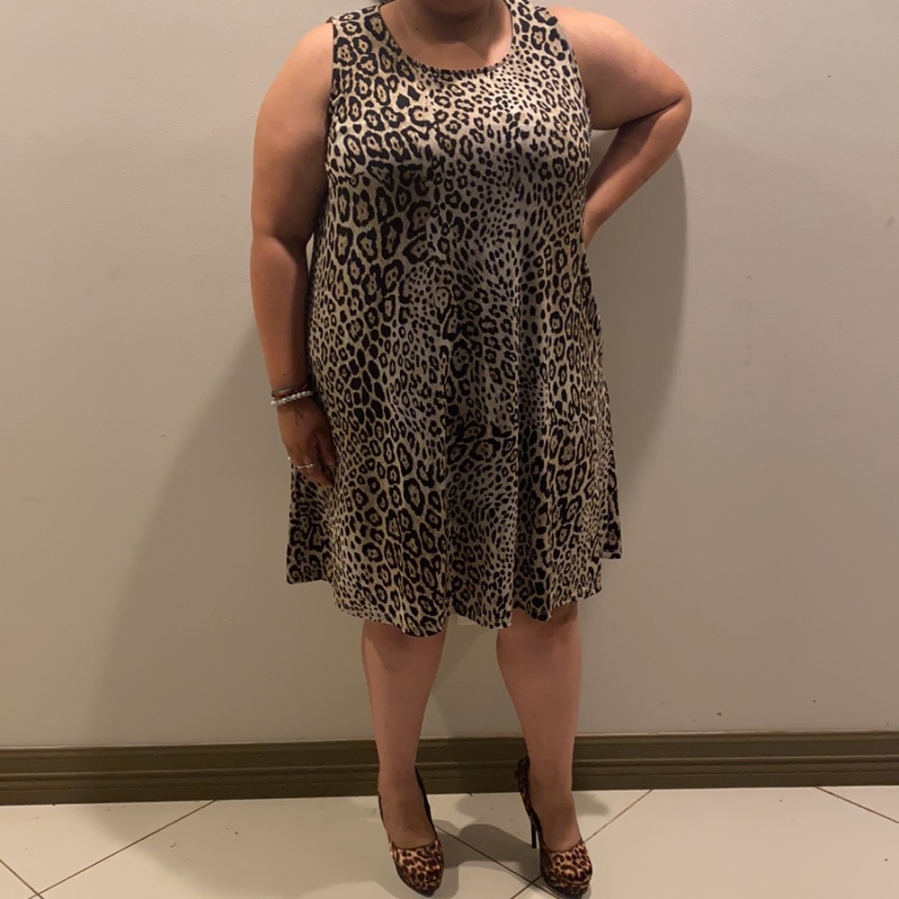 NWT Karen Kane Leopard Dress